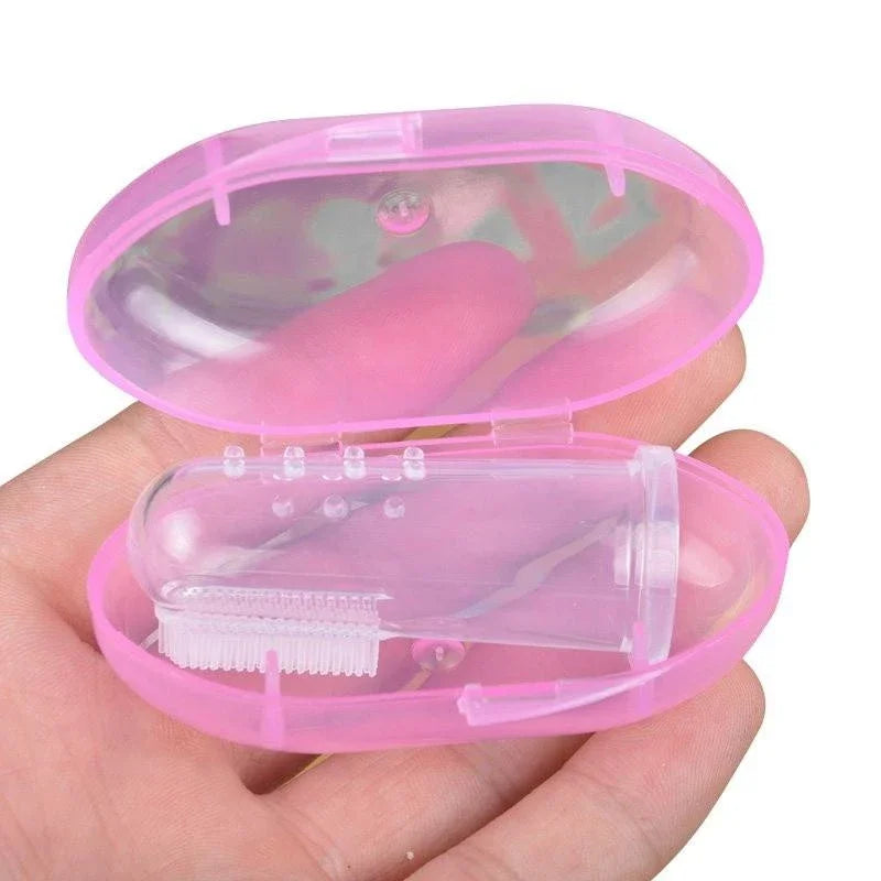 🦷 Soft Silicone Finger Toothbrush for Dogs & Cats – Gentle Dental Care Made Easy! 🐾 - PawtasticWorldCenter